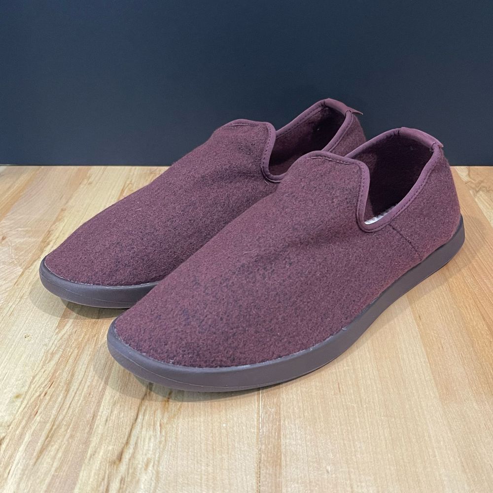Warm & breathable - Allbirds Wool Loungers in Burgundy. Size Men’s 12.
